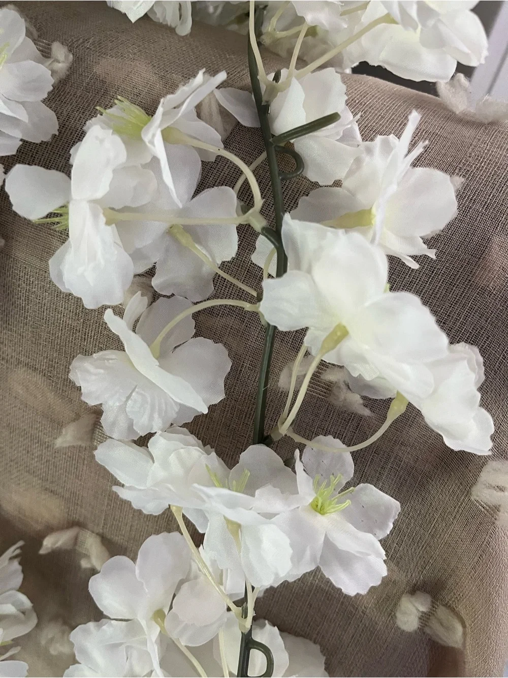 White Artificial Flower Garland Vine